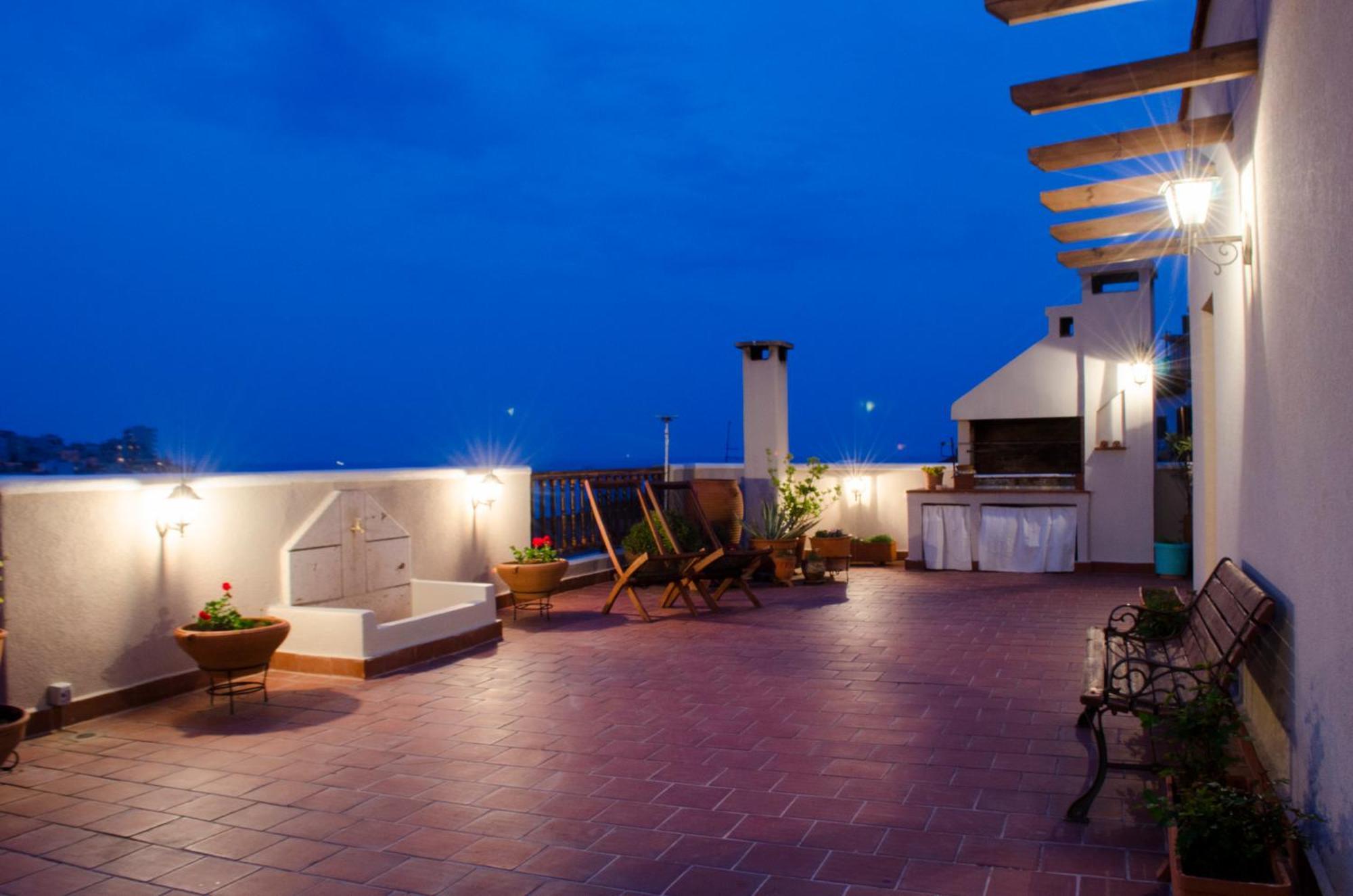 Old-Town Roof-Garden Suite Kavala Exterior foto